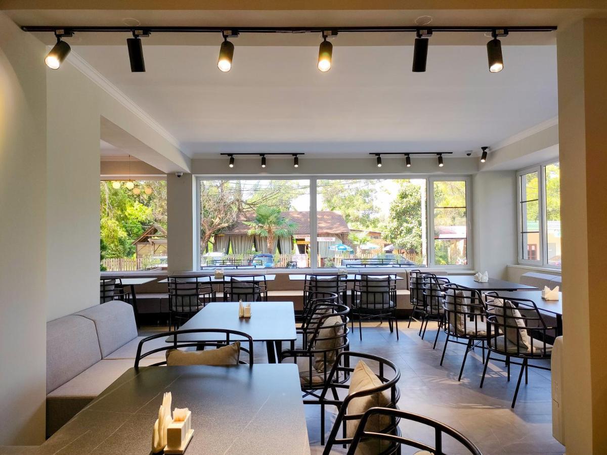 Hotel Citrus กากรา ภายนอก รูปภาพ
