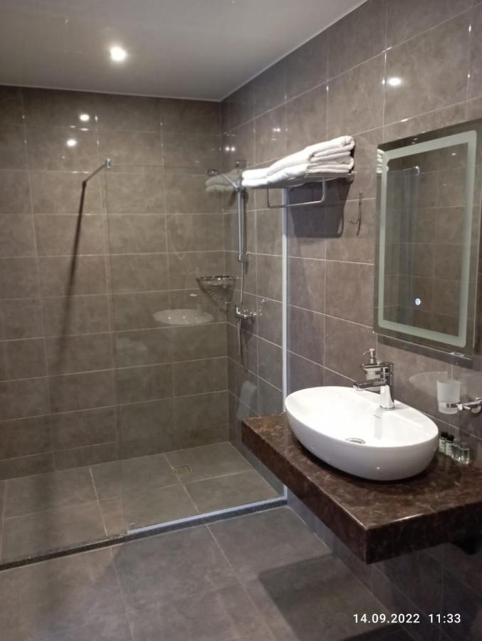 Hotel Citrus กากรา ภายนอก รูปภาพ